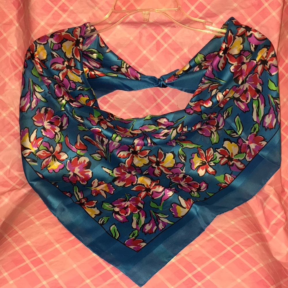 🎈SALE🎈🧣SCARF #30 “TEAL LILLIES“🧣